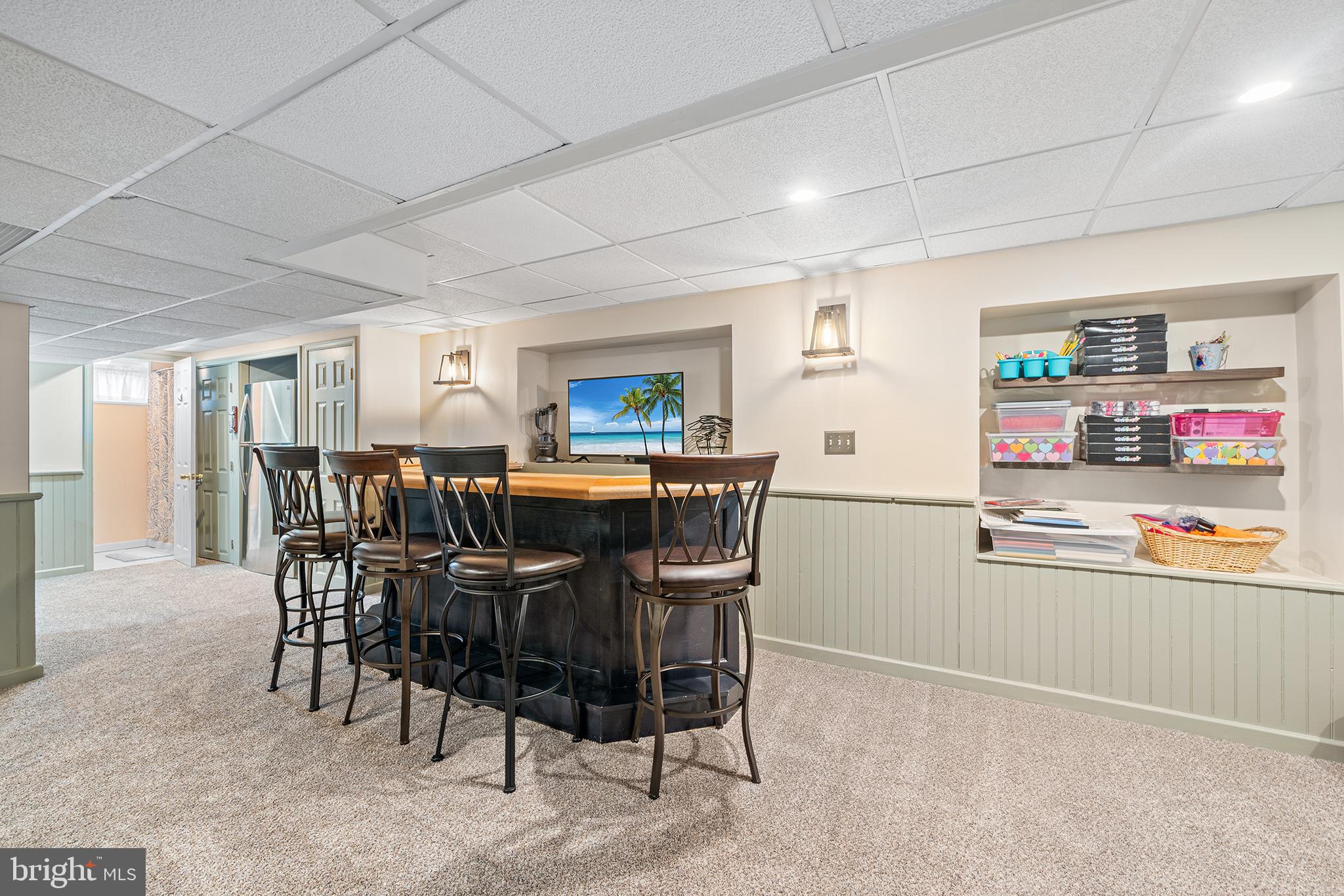 428 Hampshire Dr