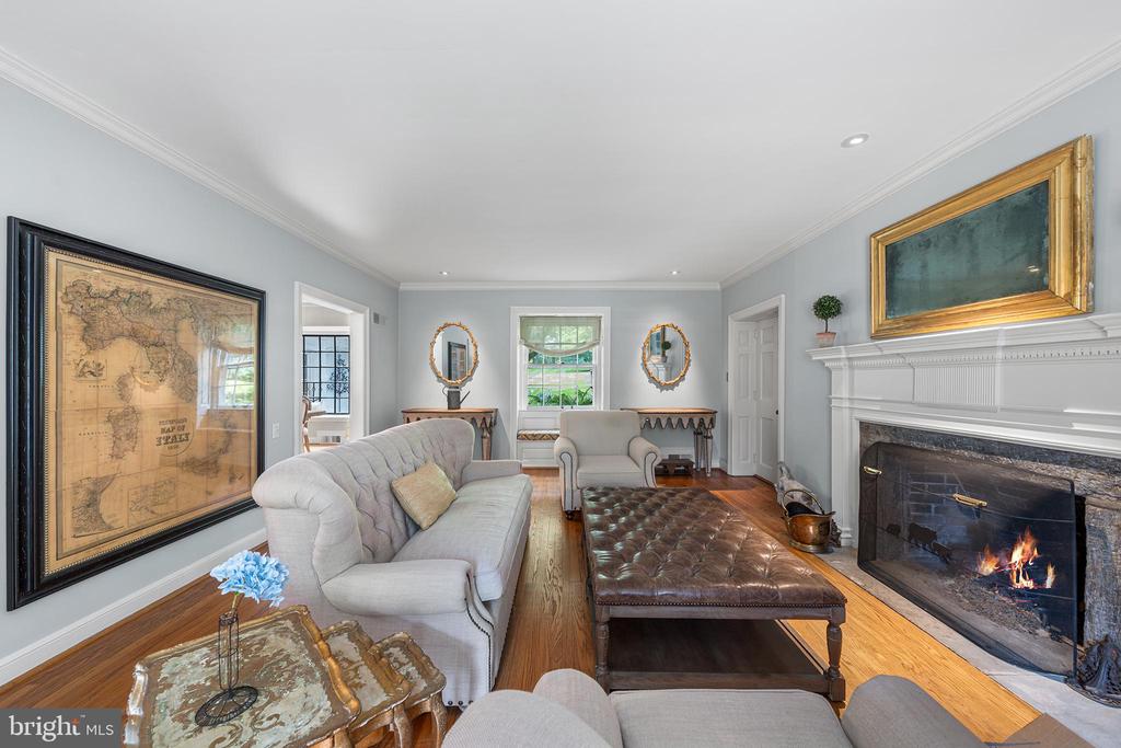 2 FAIRVIEW DRIVE