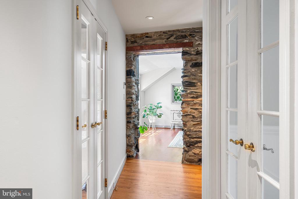 2 FAIRVIEW DRIVE