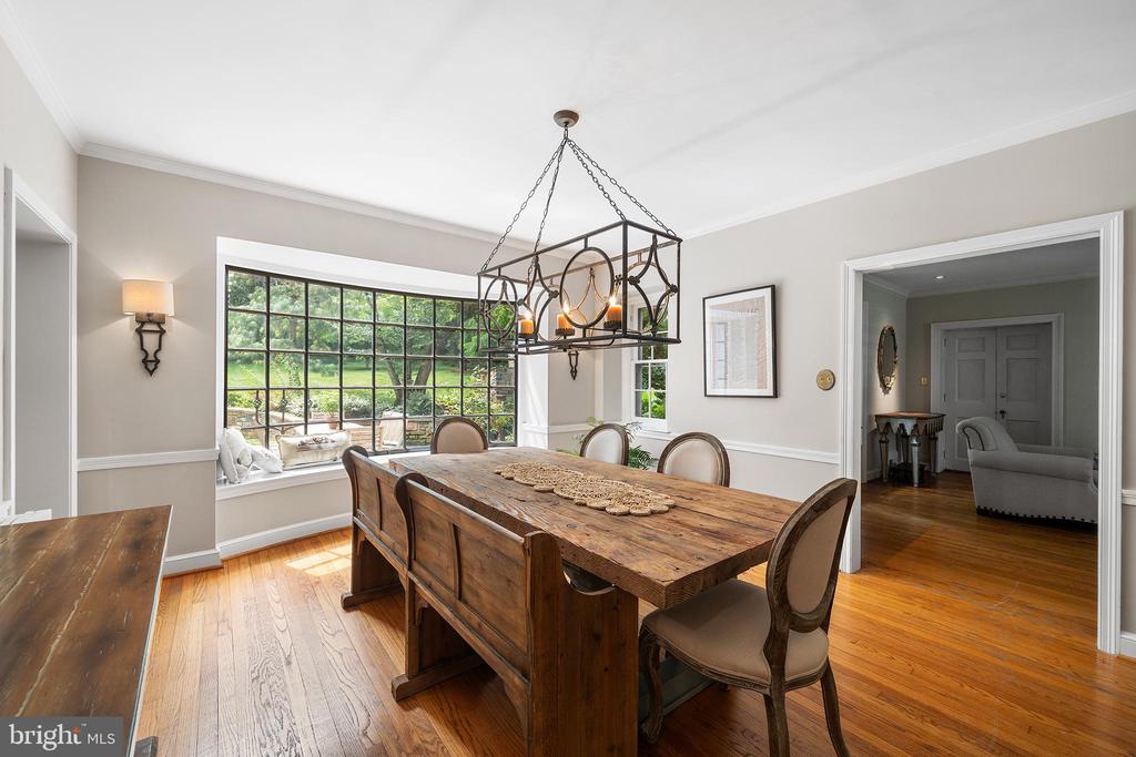 2 FAIRVIEW DRIVE
