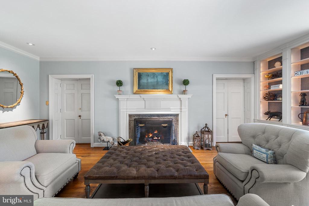 2 FAIRVIEW DRIVE