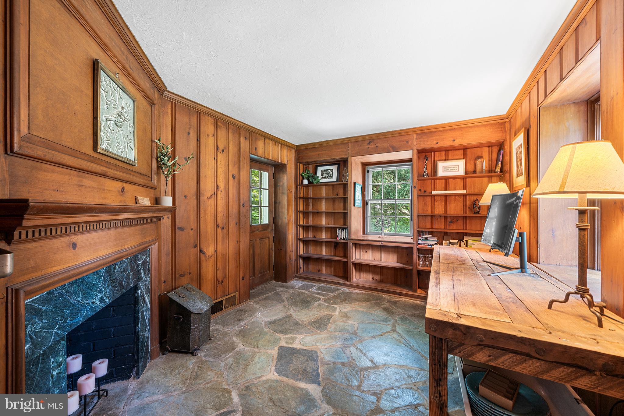 2 FAIRVIEW DRIVE