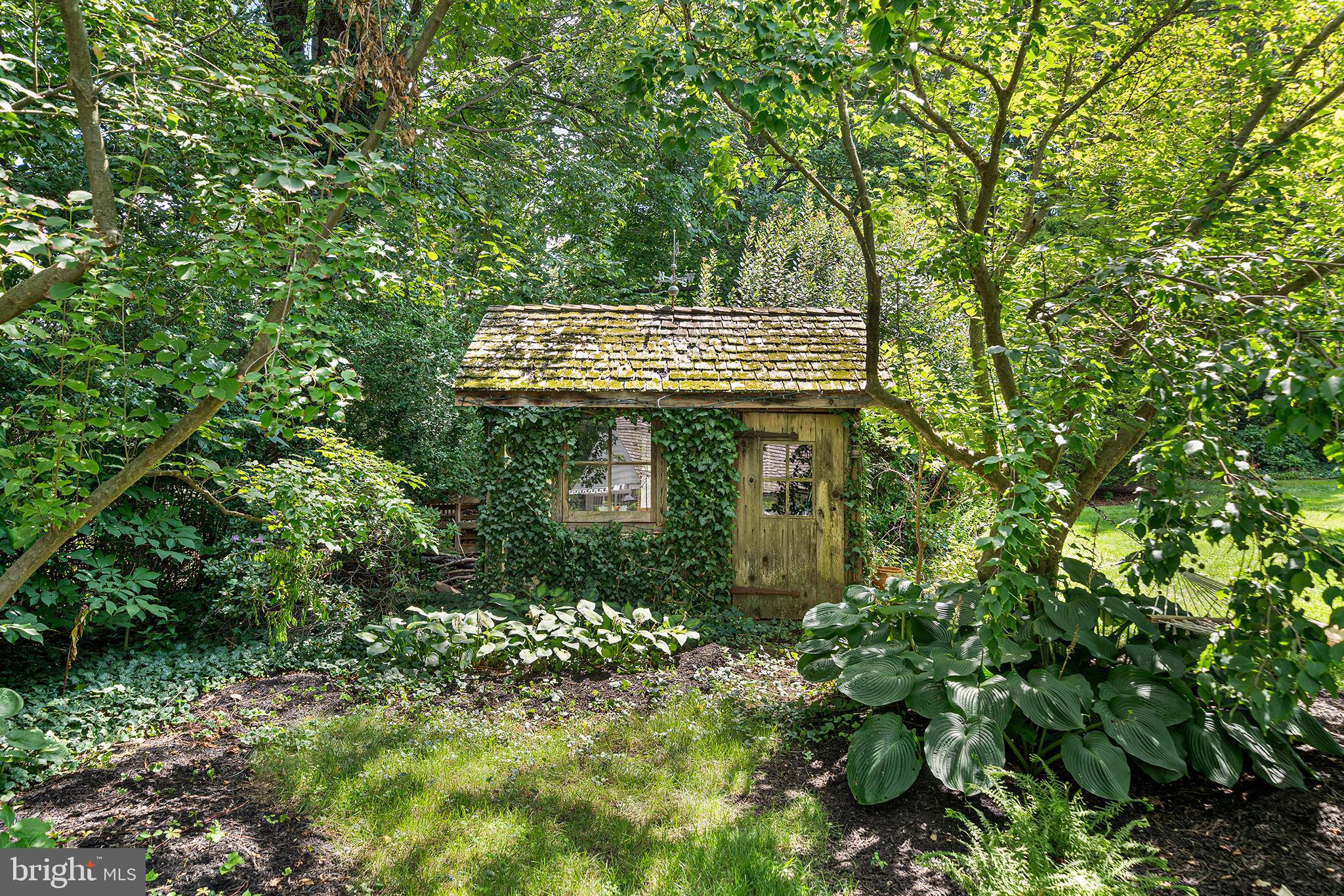 2 FAIRVIEW DRIVE