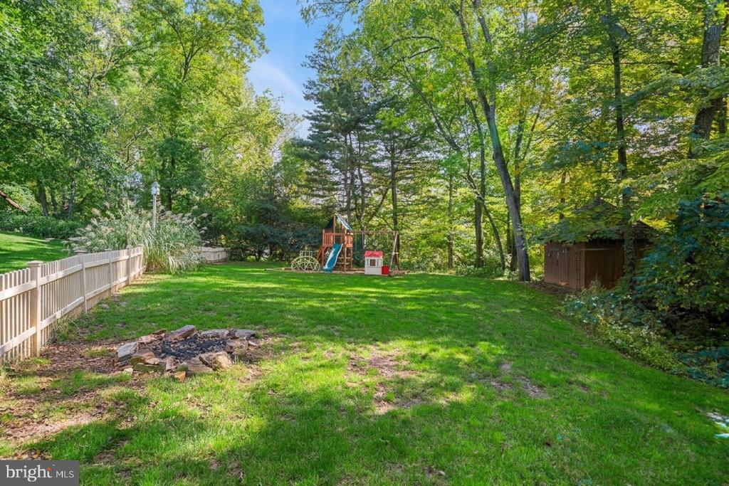 181 HUNT VALLEY CIRCLE