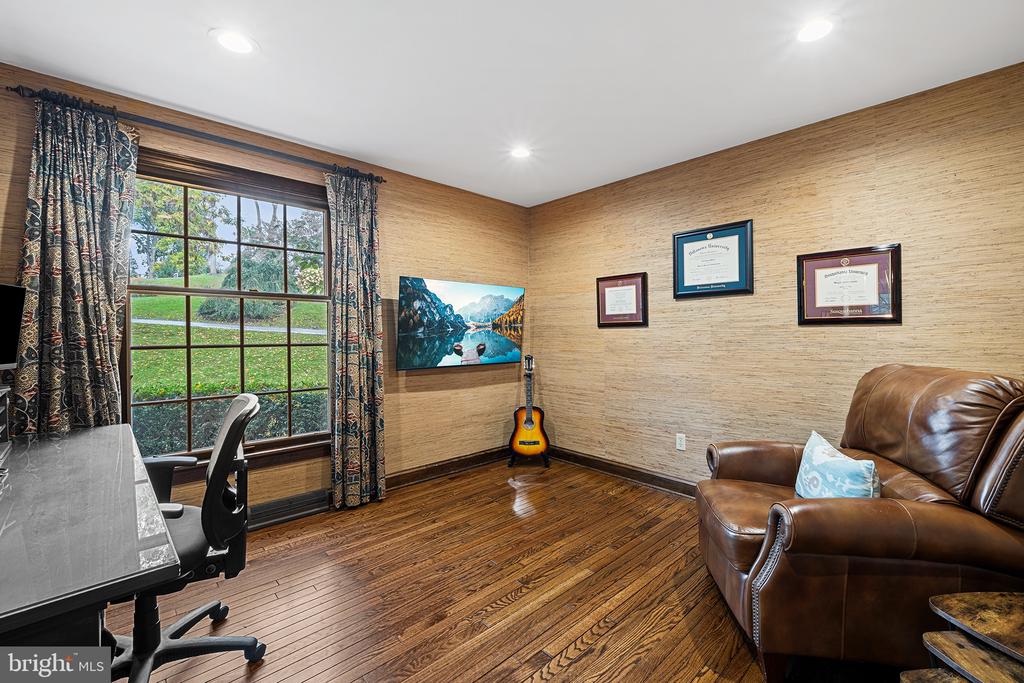 181 HUNT VALLEY CIRCLE