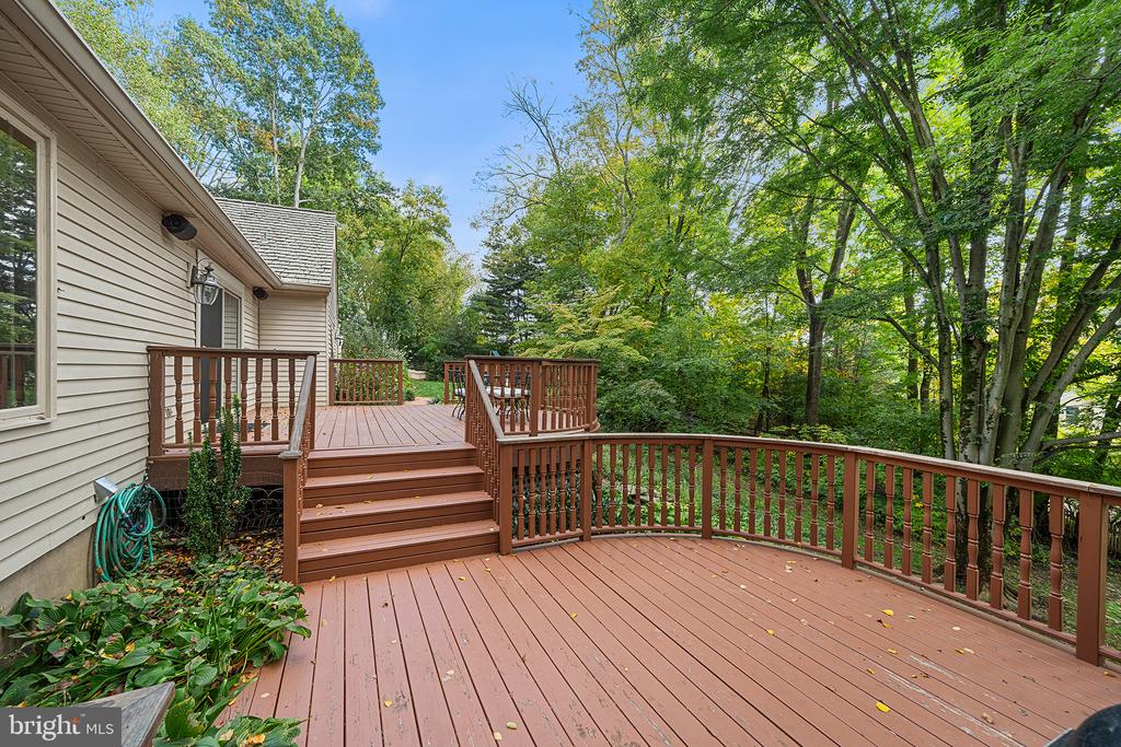 181 HUNT VALLEY CIRCLE