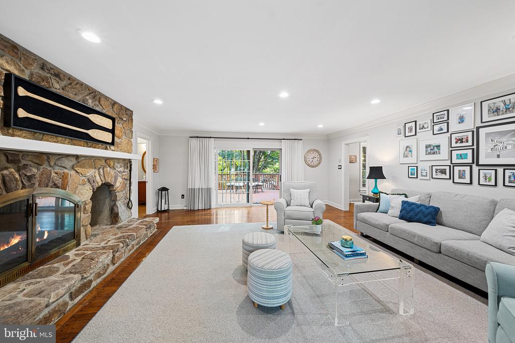 181 HUNT VALLEY CIRCLE