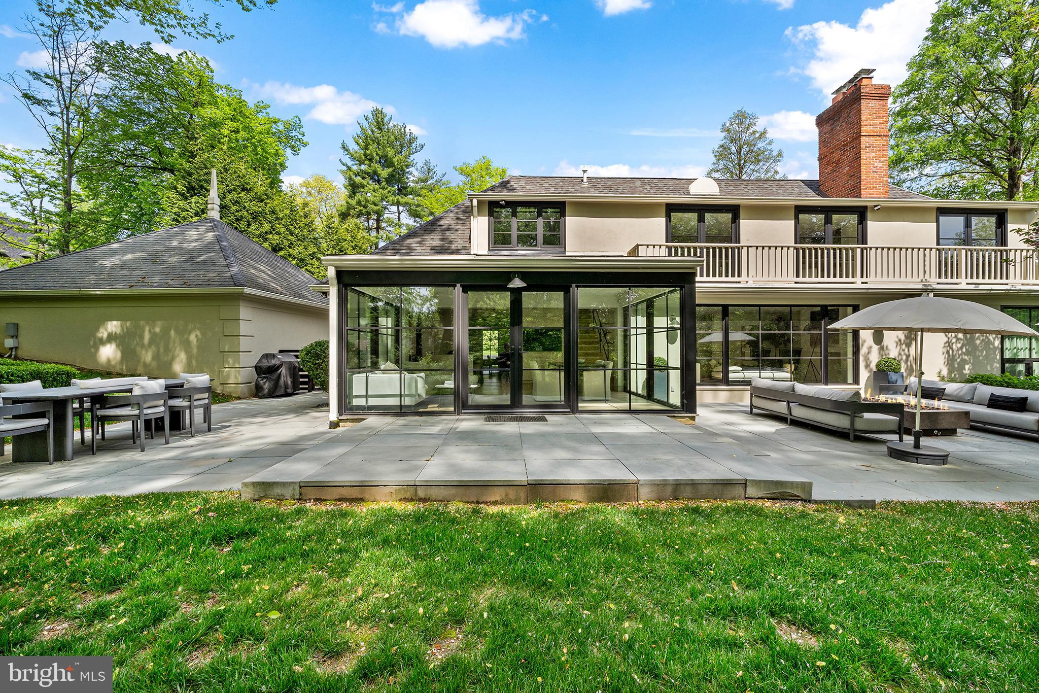 811 Brookwood Rd