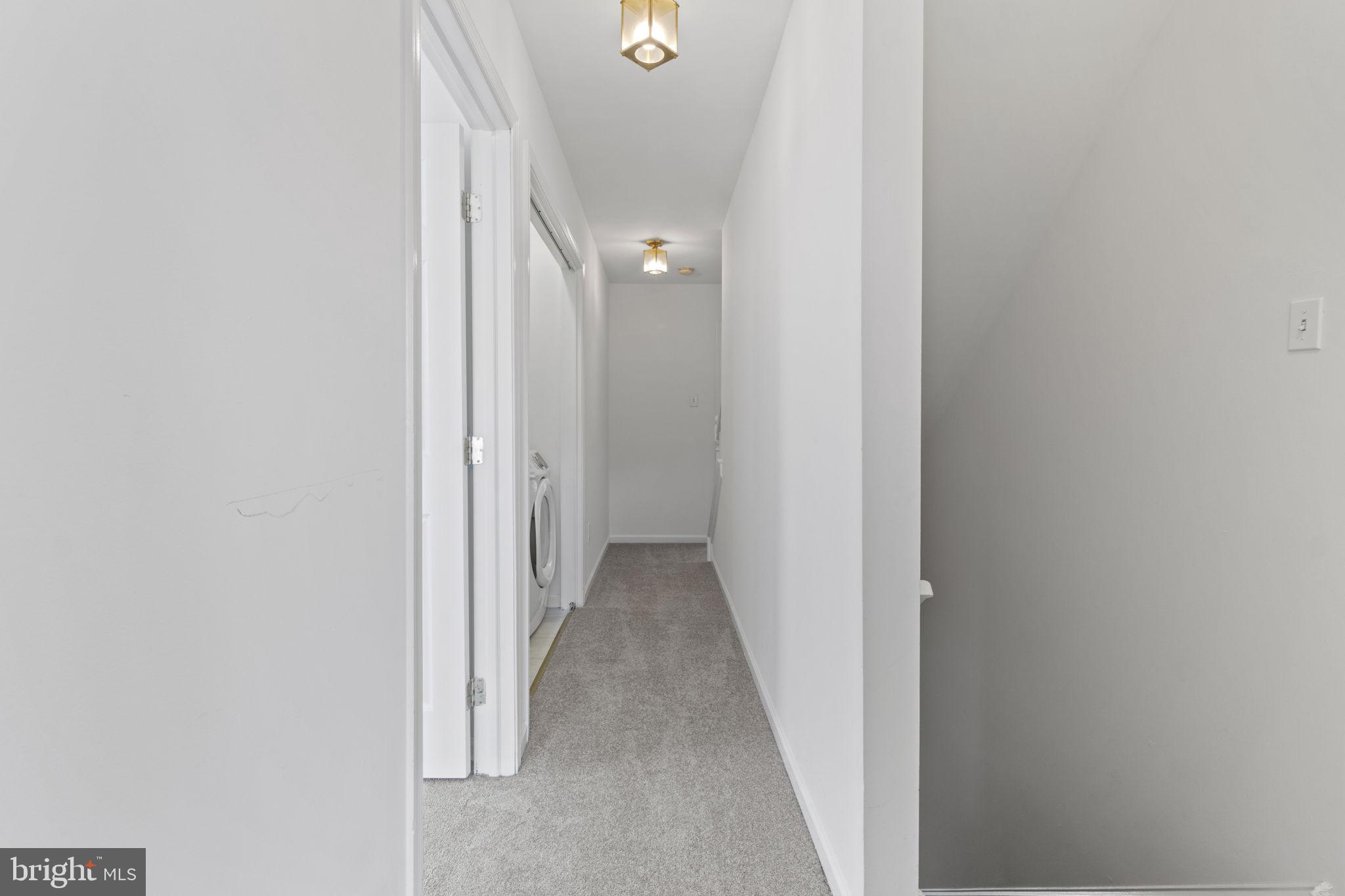 304 E Elm St