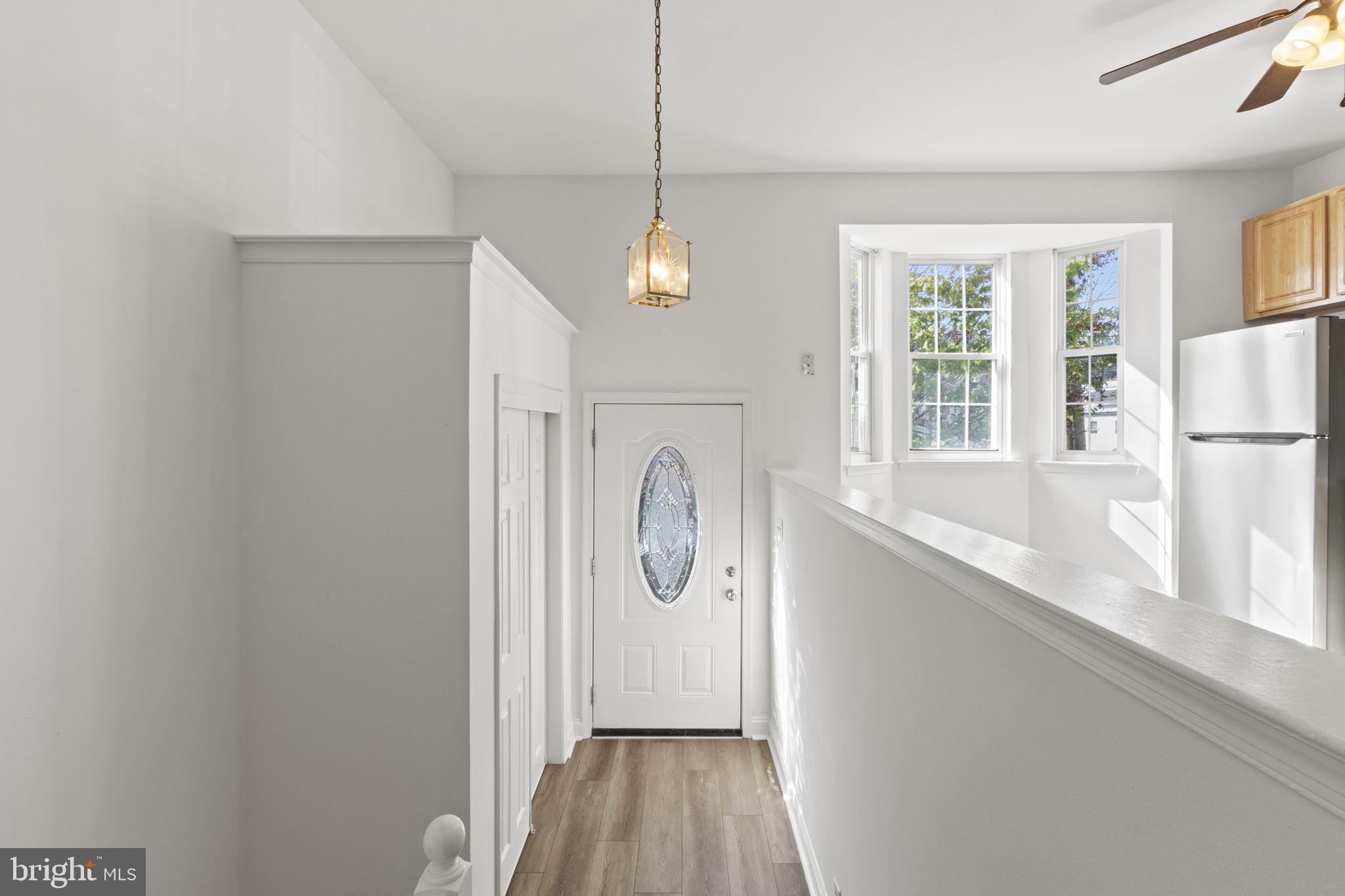 304 E Elm St