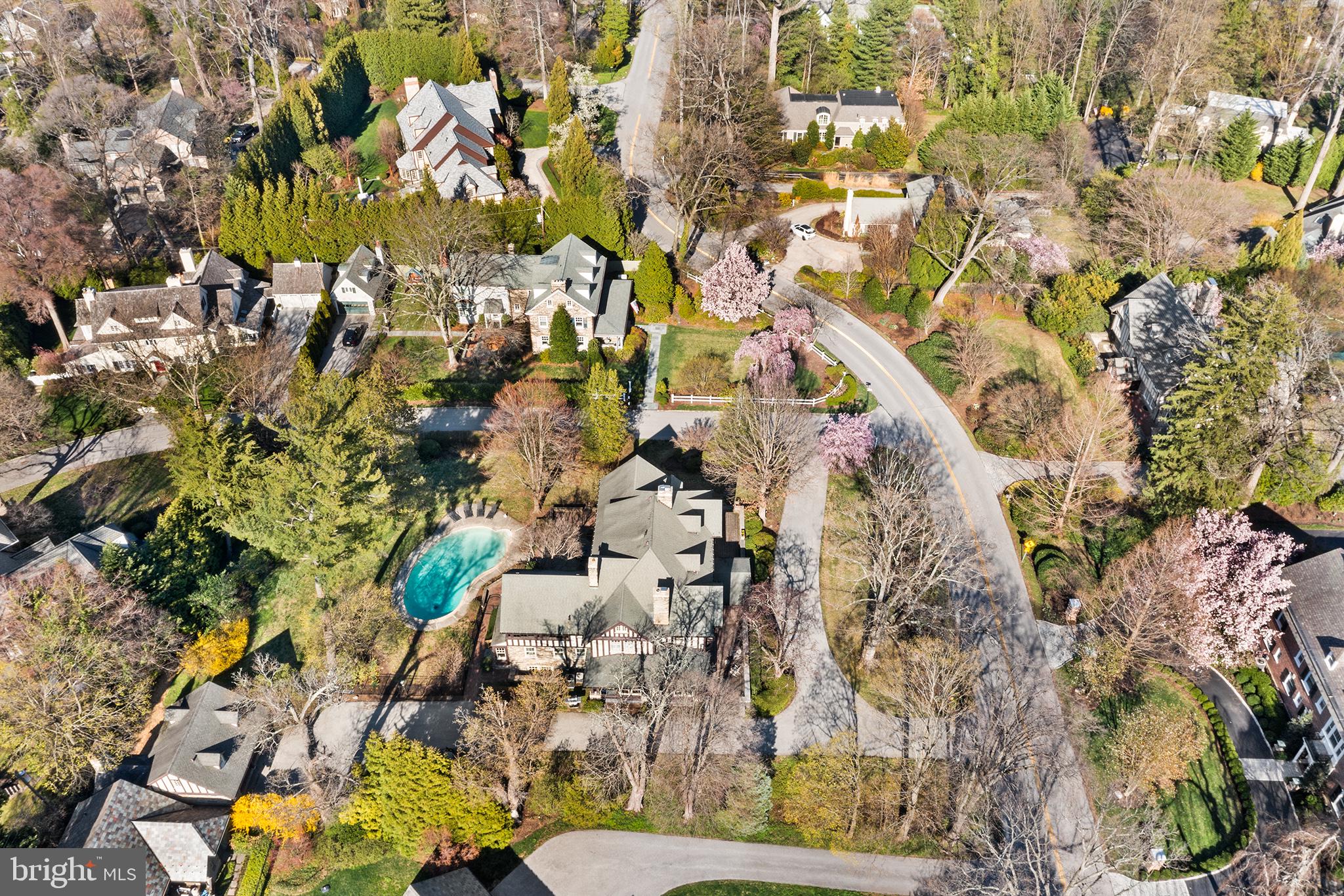 128 Rose Ln