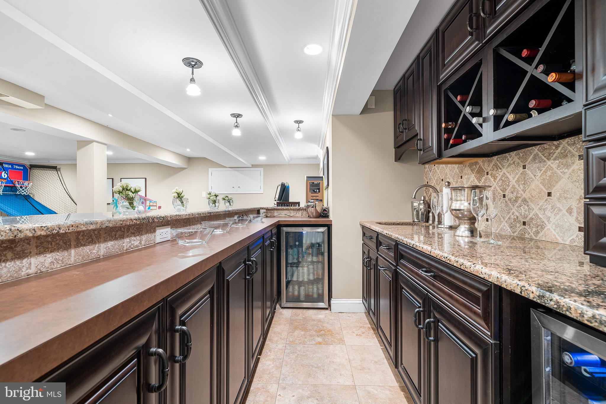 253 Lantern Ln
