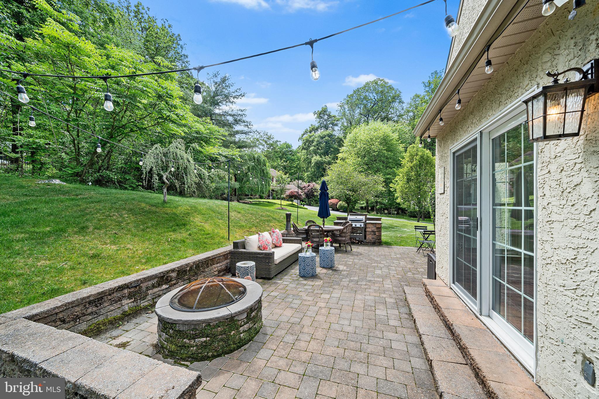 253 Lantern Ln
