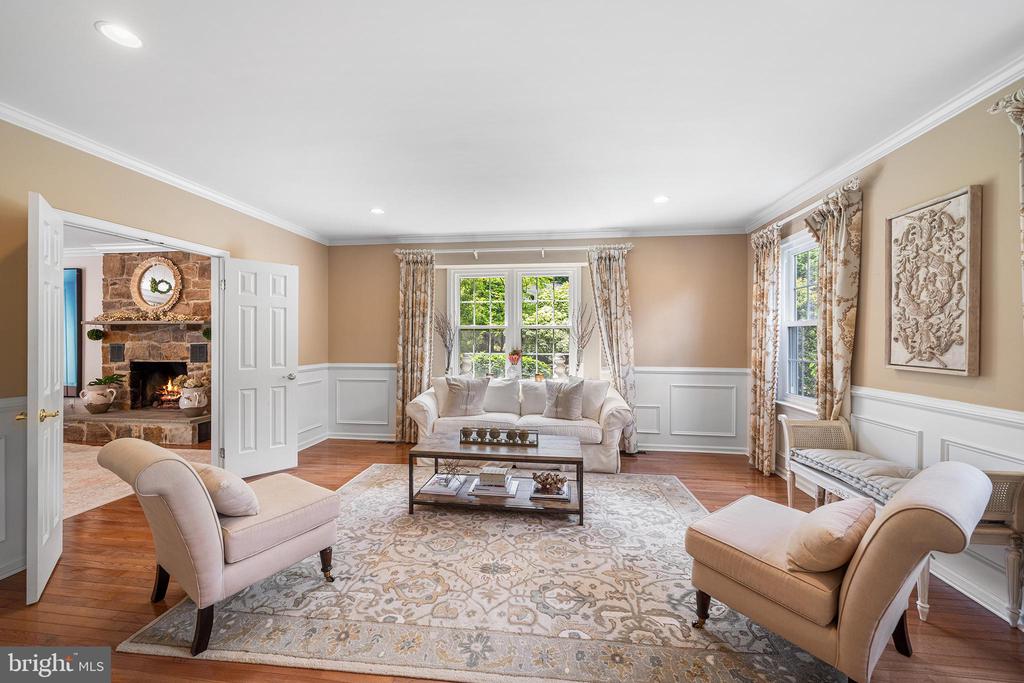 253 Lantern Ln