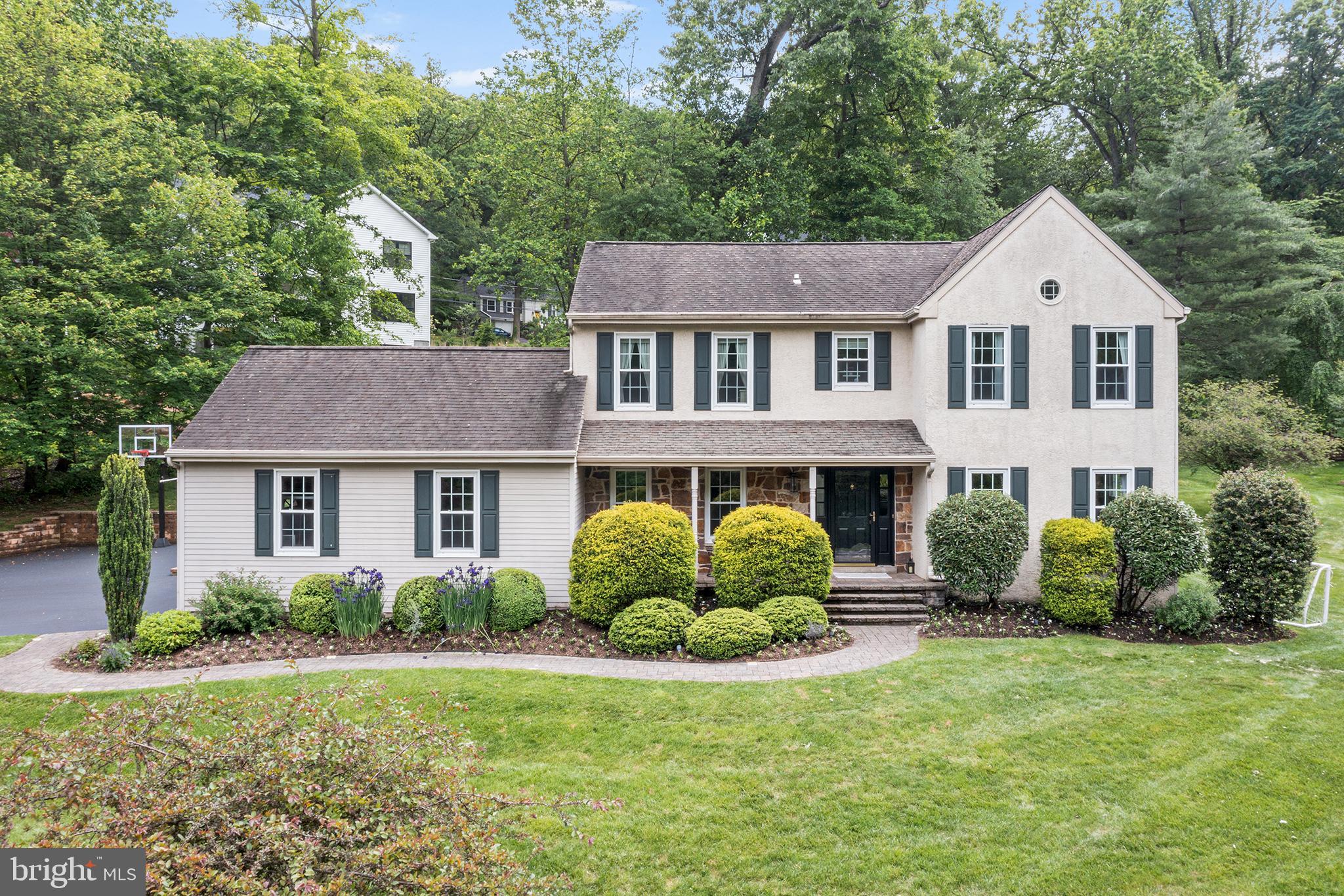 253 Lantern Ln