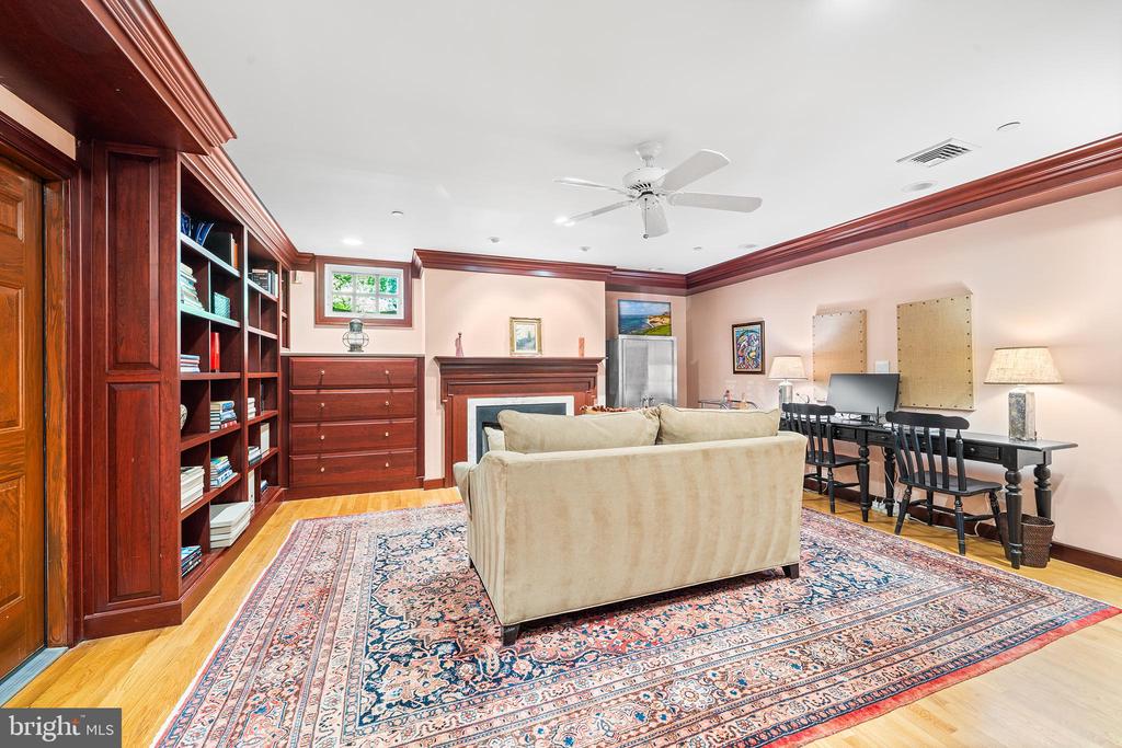 311 Millbank Rd