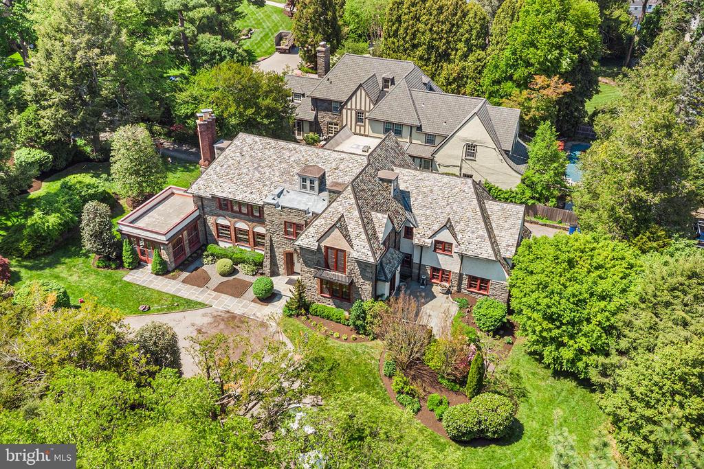 336 THORNBROOK AVENUE