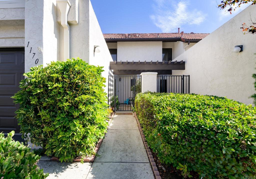 1170 Via Loma Vista