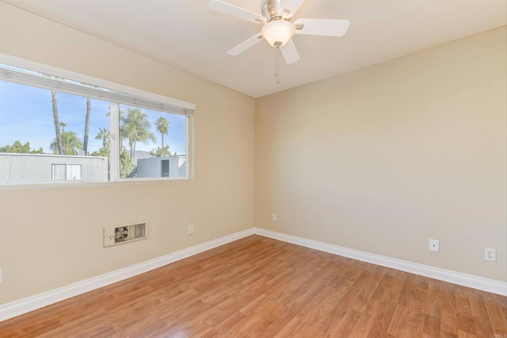 800 N Mollison Ave 36