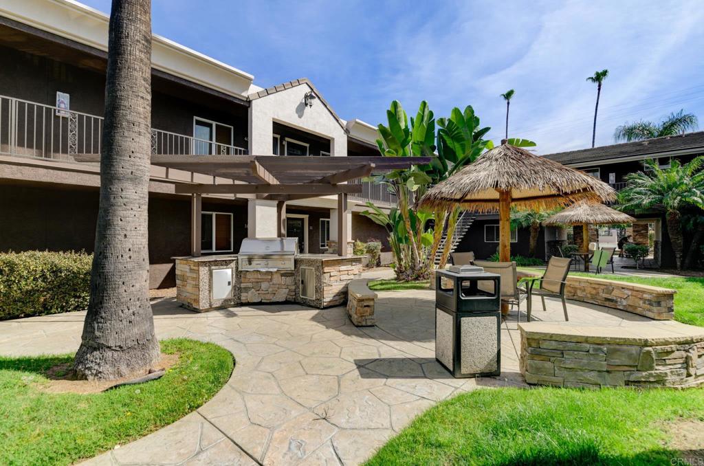 800 N Mollison Ave 36