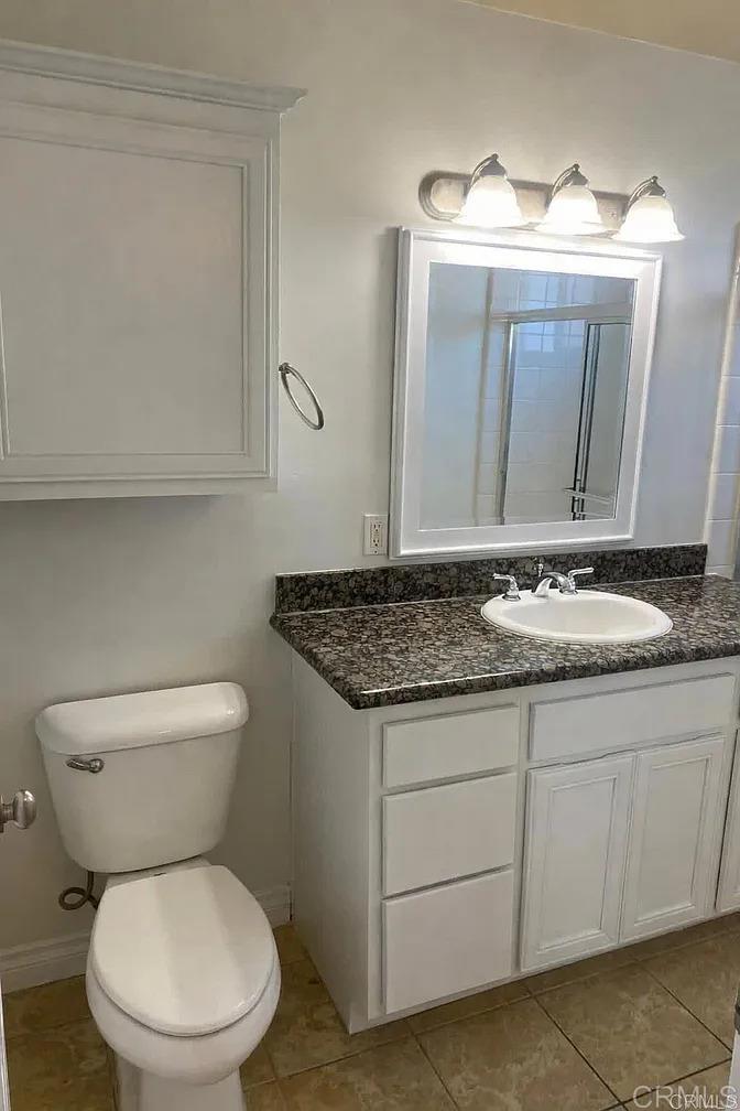 800 N Mollison Avenue 36