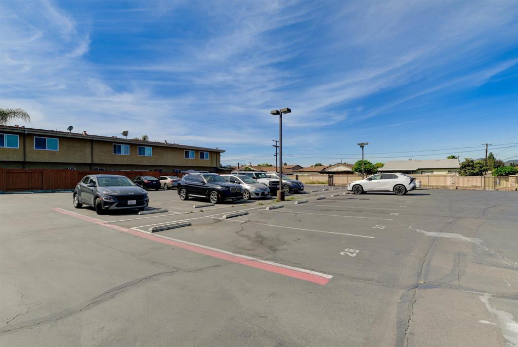 800 N Mollison Avenue 36