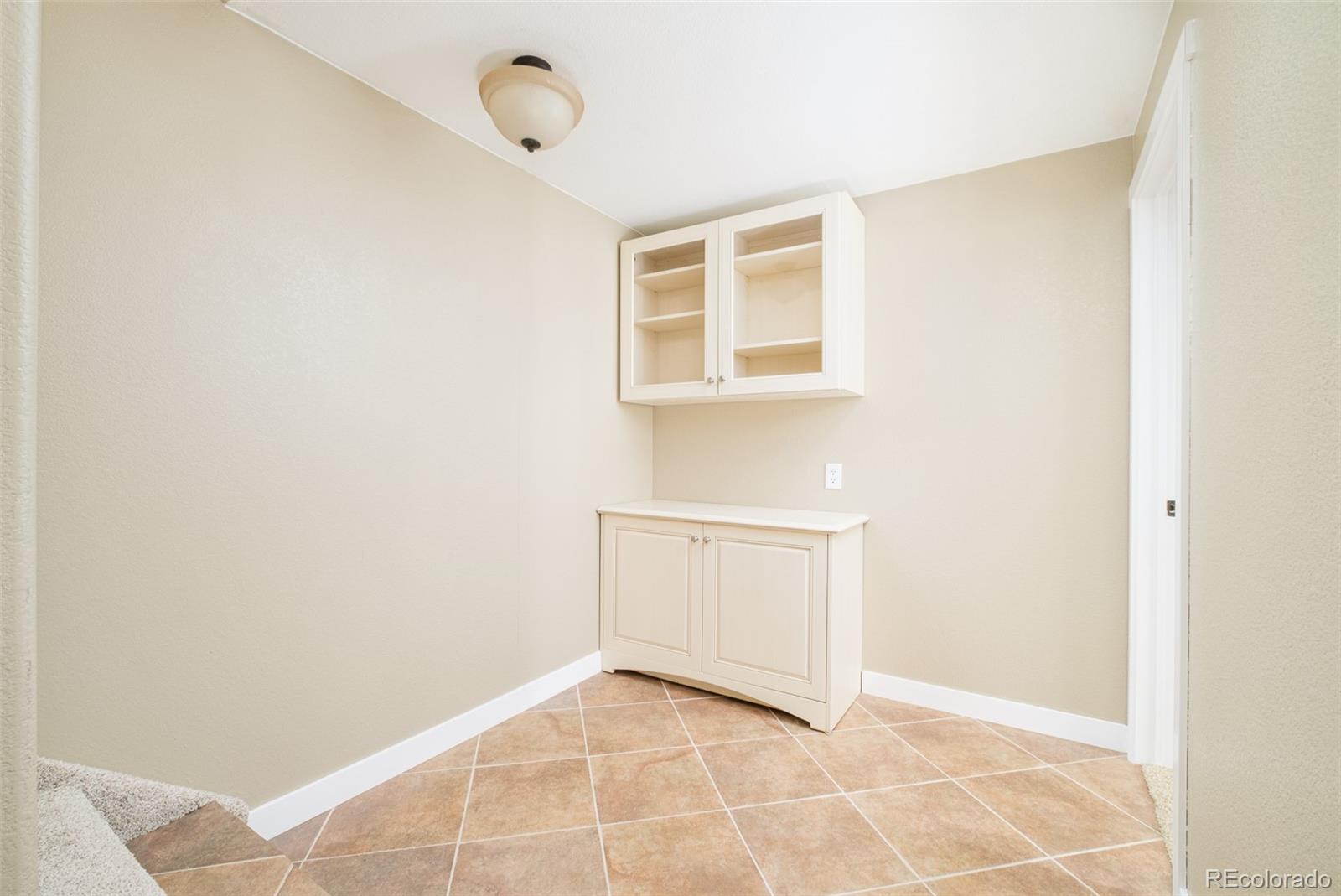 2147 Pinon Circle