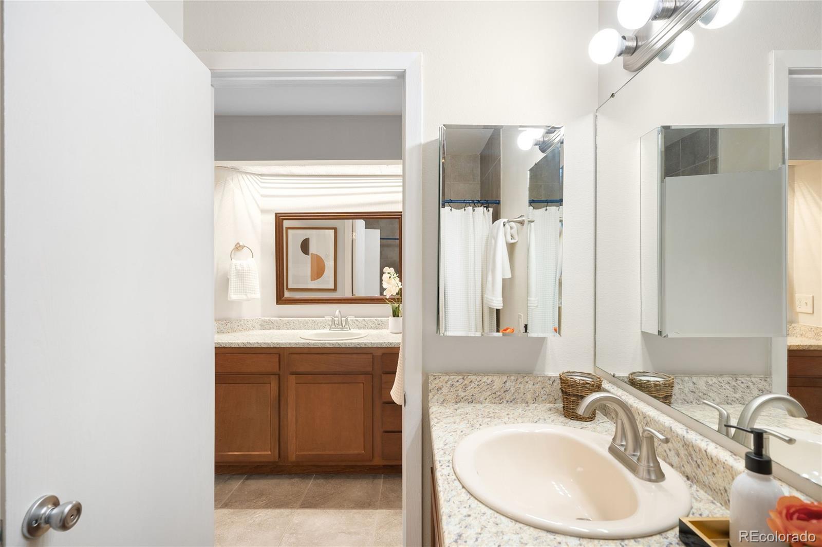 7373 E Iowa Avenue Unit: 1124