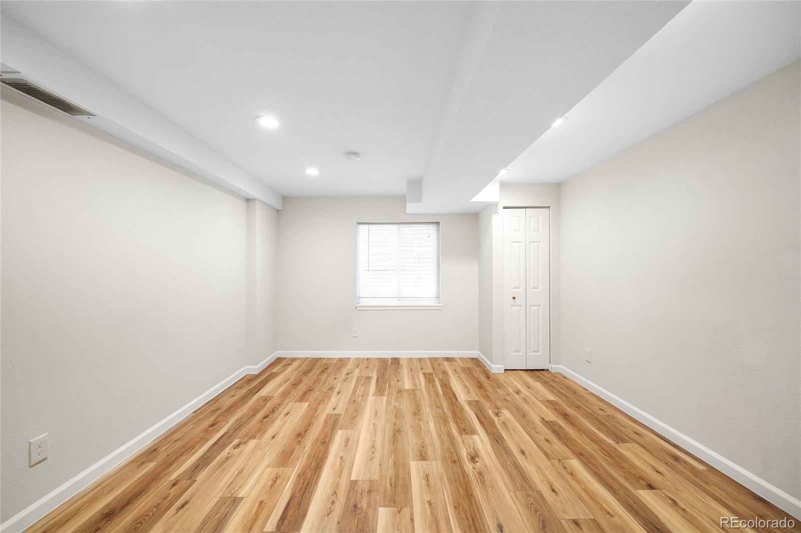 7373 E Iowa Avenue Unit: 1124