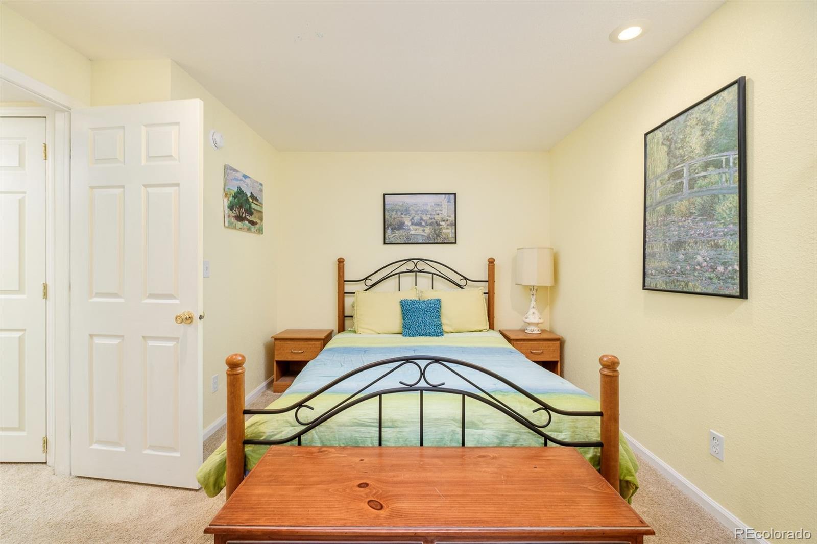 302 Sanders Circle