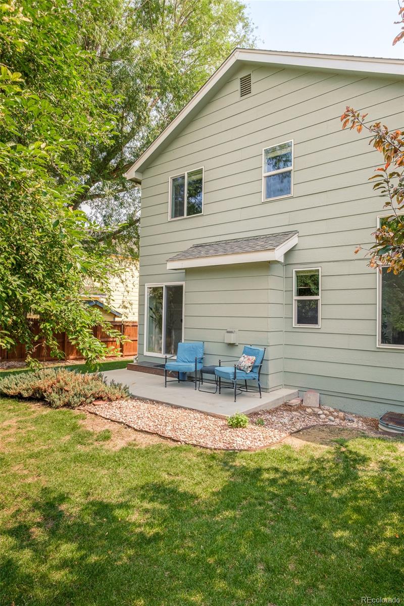 302 Sanders Circle