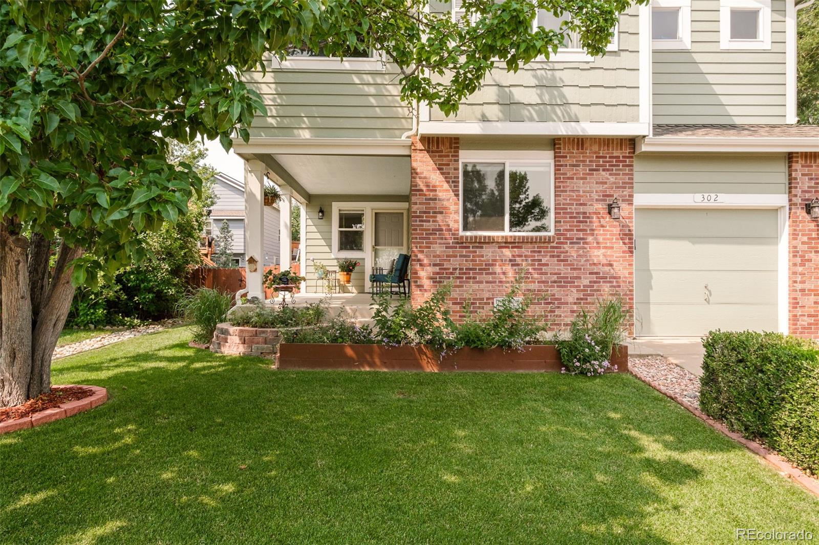 302 Sanders Circle