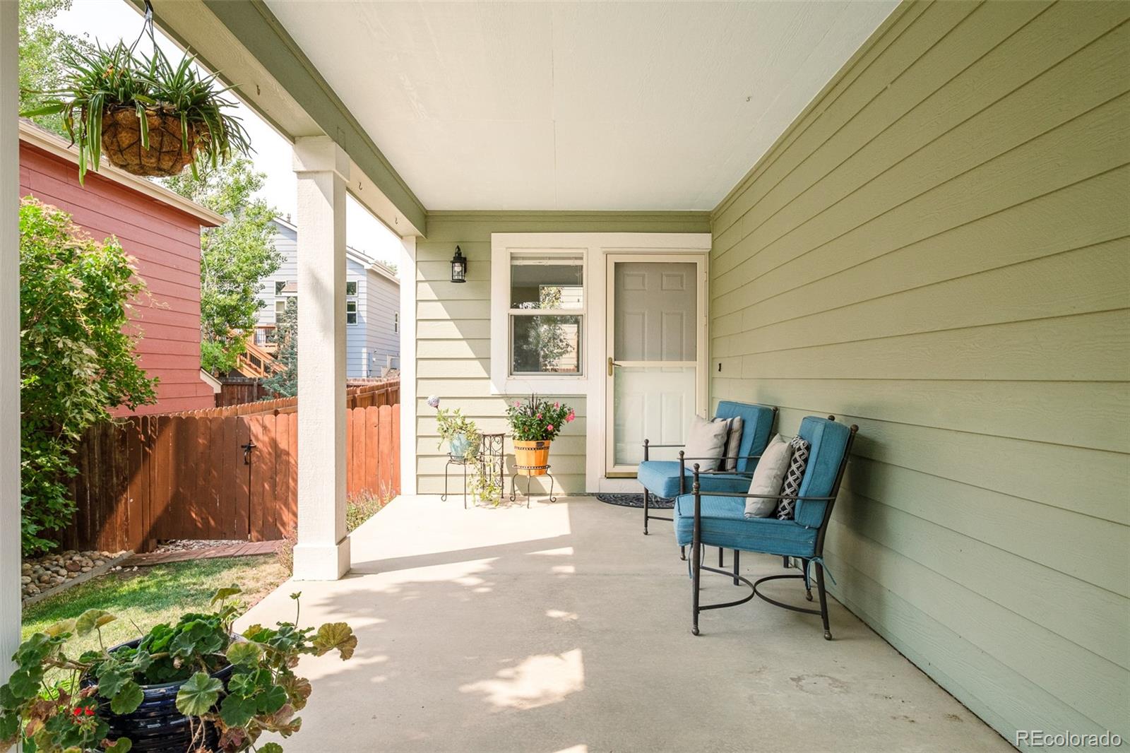 302 Sanders Circle