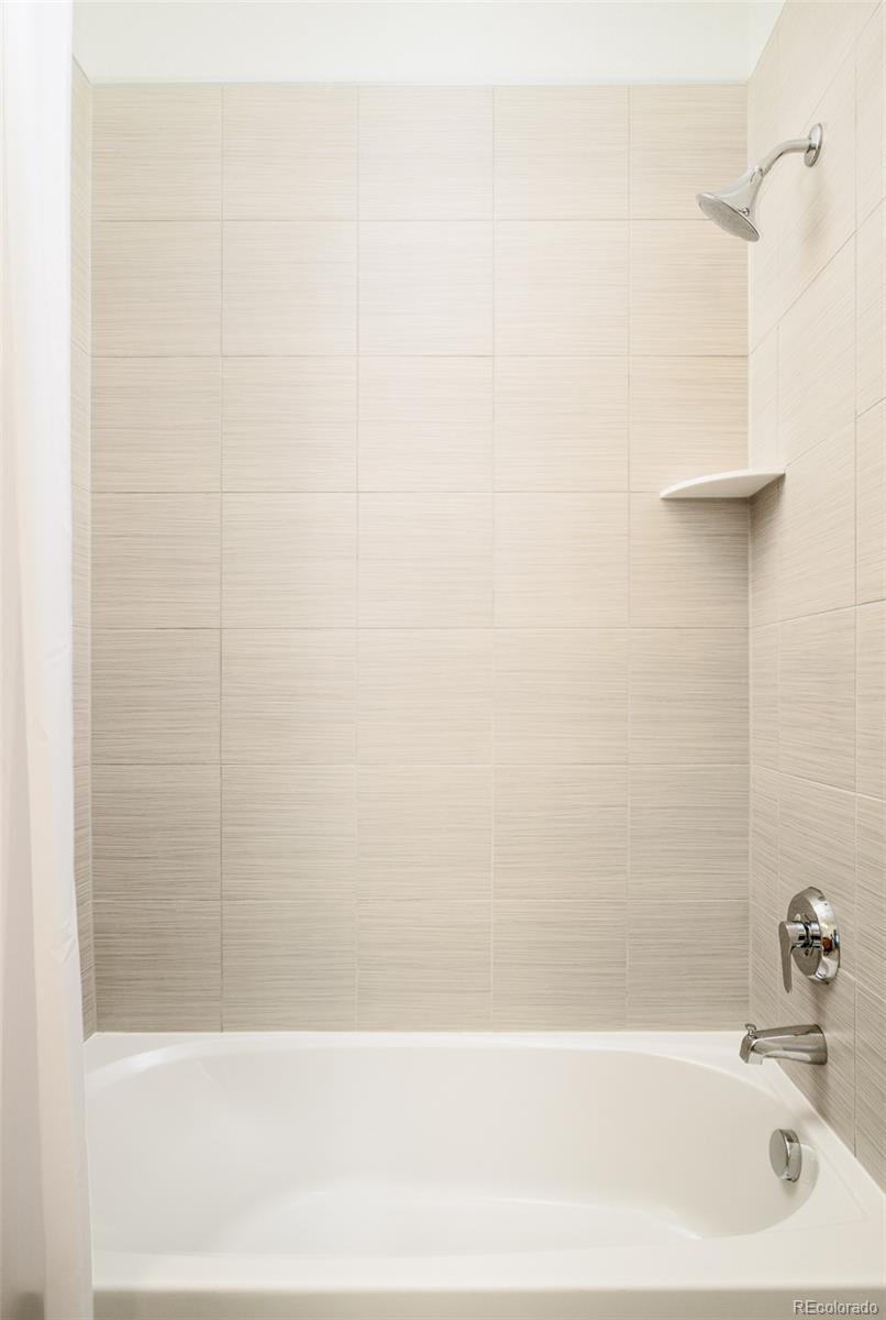 5054 Valentia Street Unit: 103