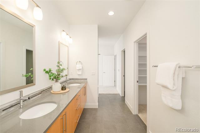 5054 Valentia Street Unit: 103