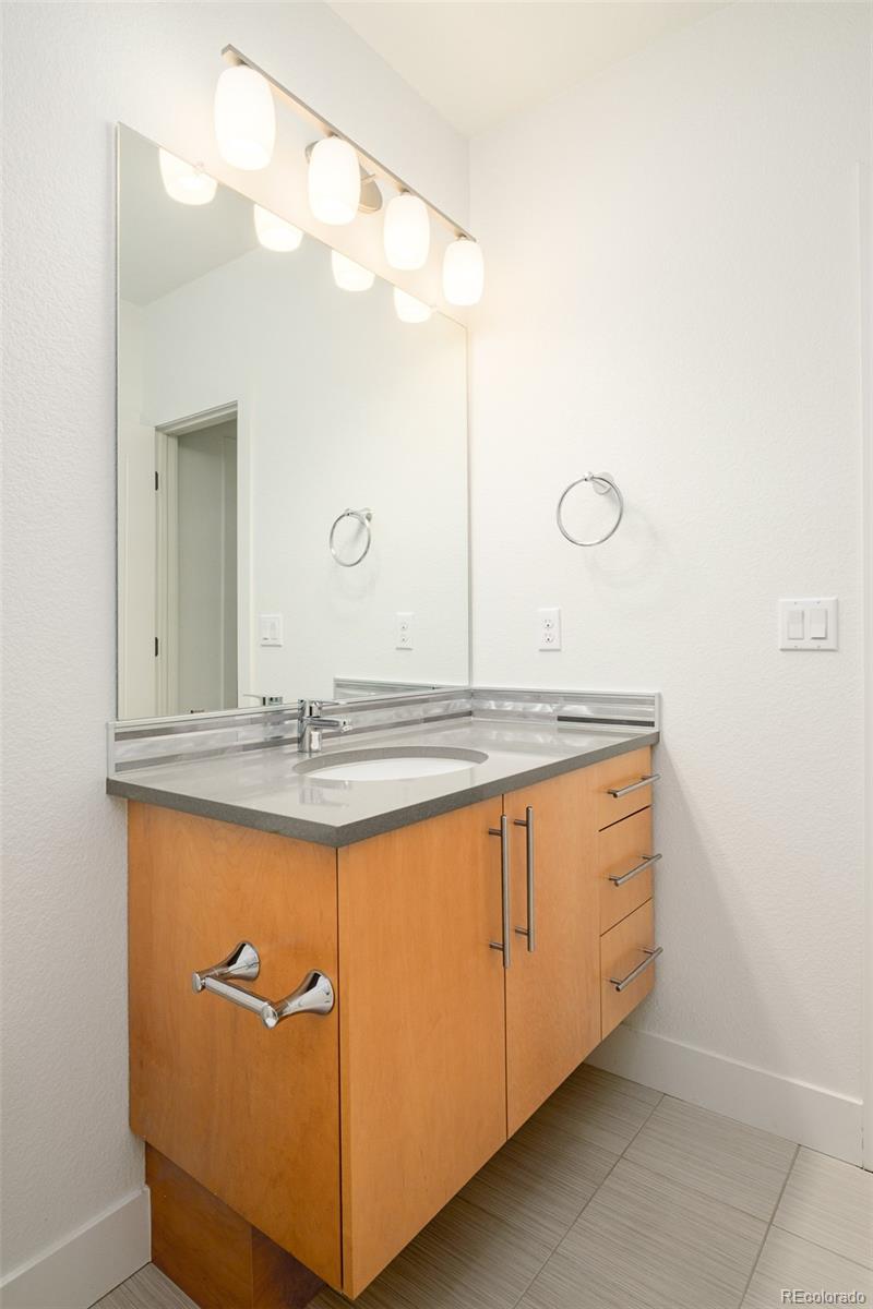 5054 Valentia Street Unit: 103