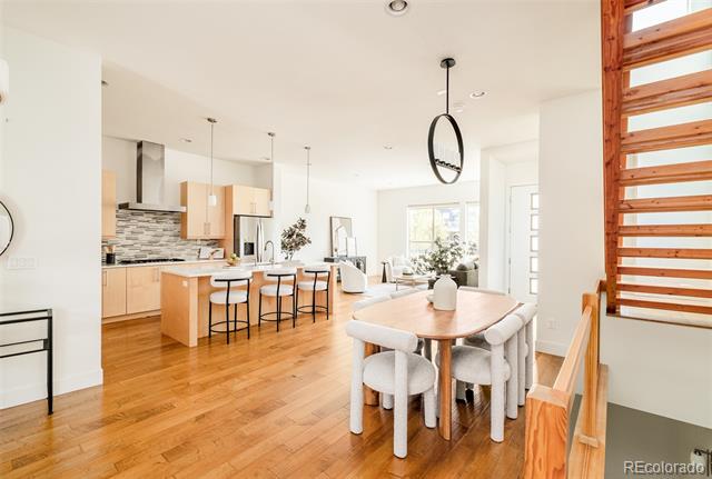 5054 Valentia Street Unit: 103
