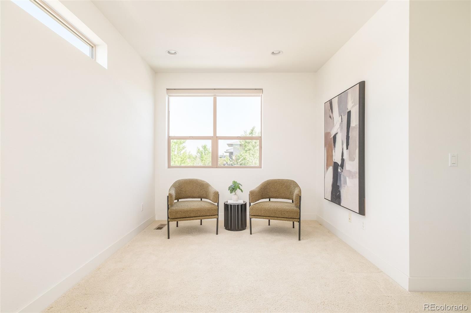 5054 Valentia Street Unit: 103