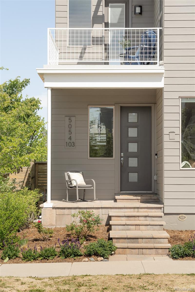 5054 Valentia Street Unit: 103