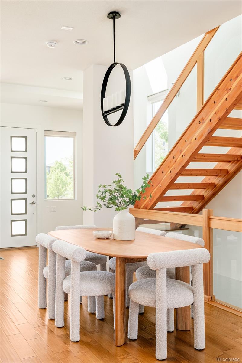 5054 Valentia Street Unit: 103
