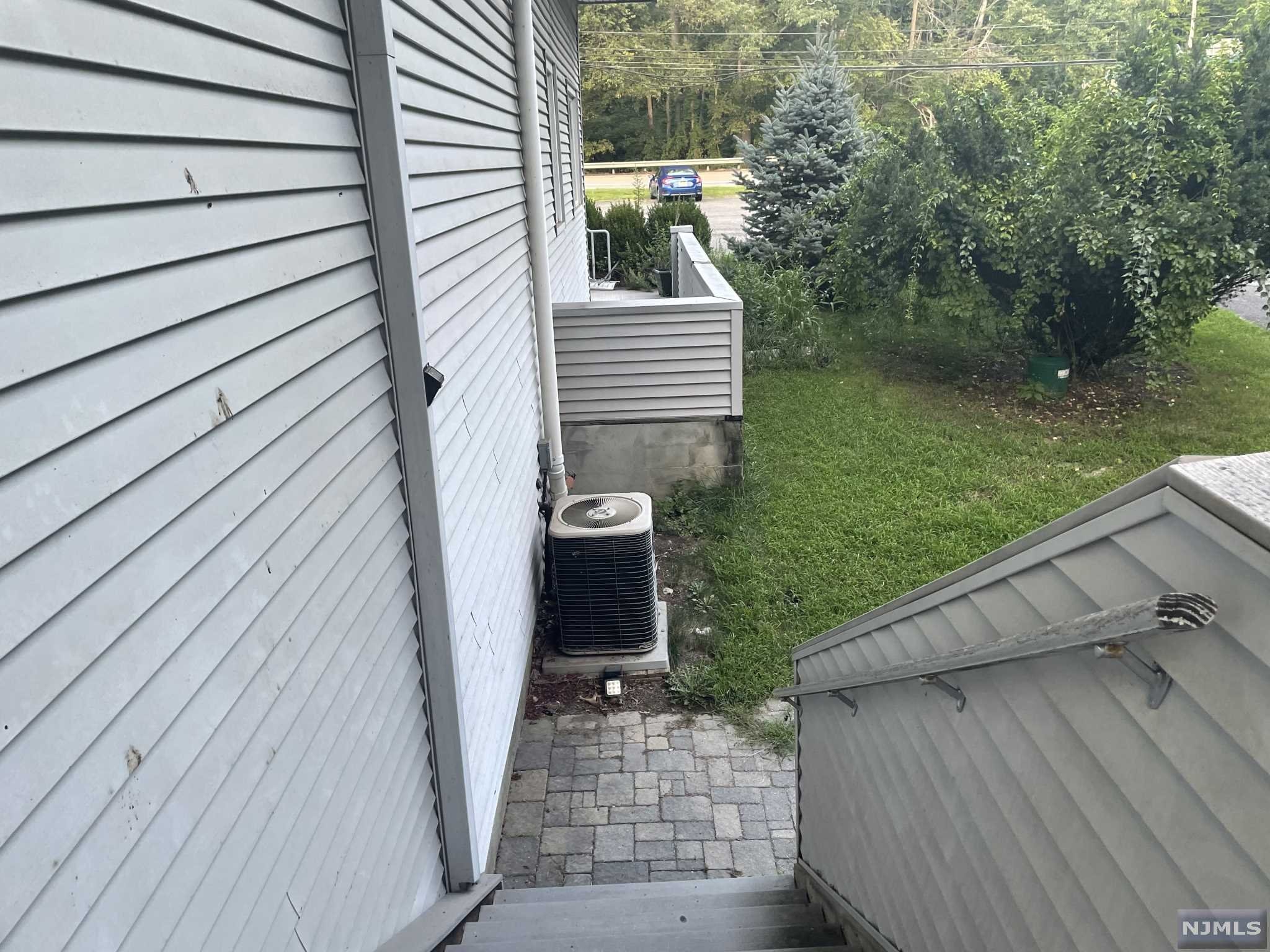 1159 Greenwood Lake Turnpike 2