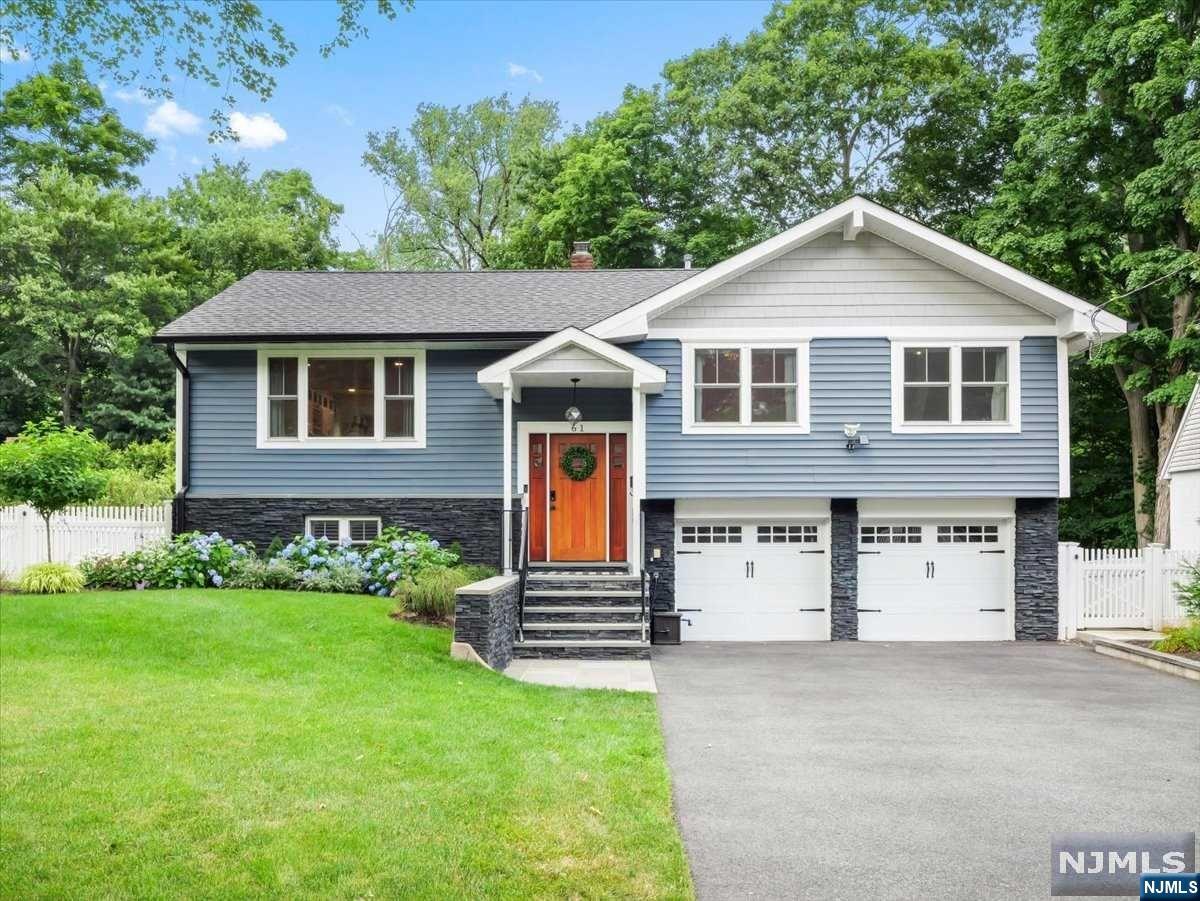 61 Sherwood Drive
