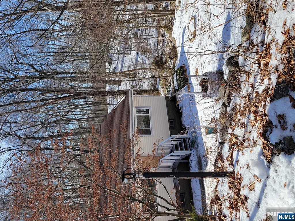 7 Ivy Place