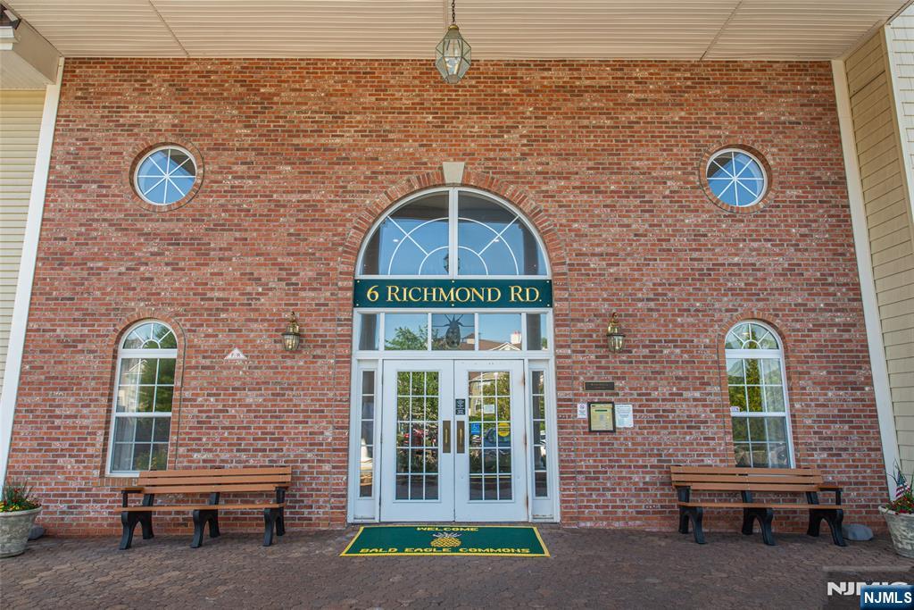6222 Richmond Road