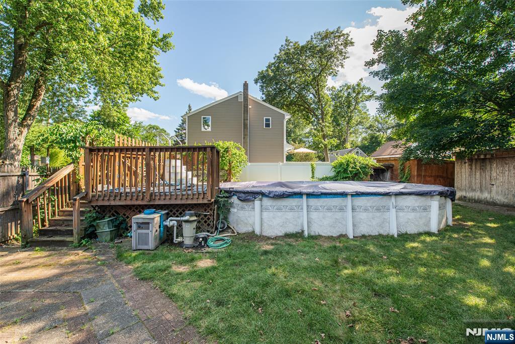 520 Skyline Lake Drive