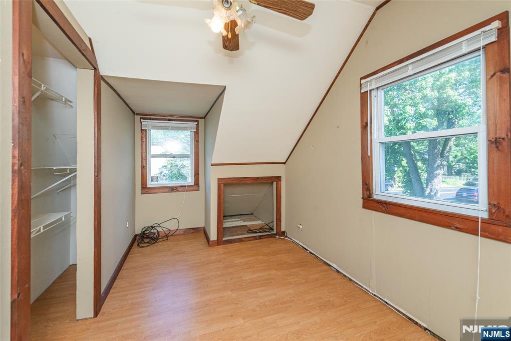 520 Skyline Lake Drive