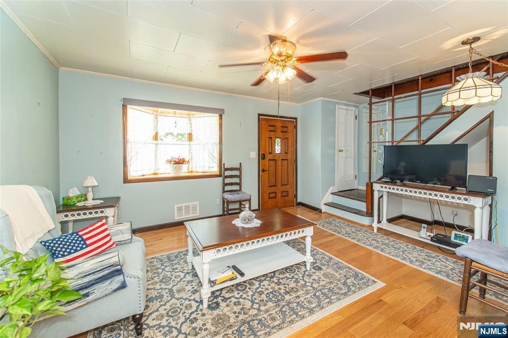 21 Rockridge Road