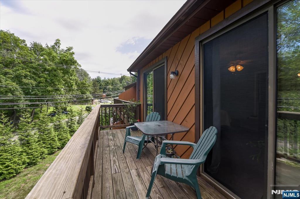 7 Brookside Heights 7F
