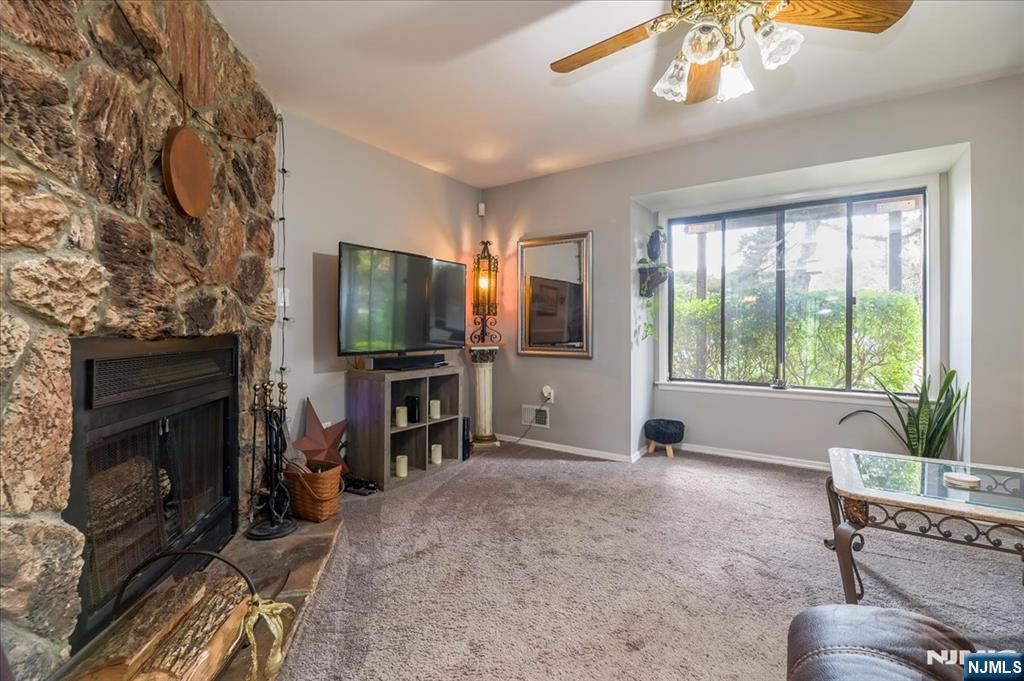 7 Brookside Heights 7F