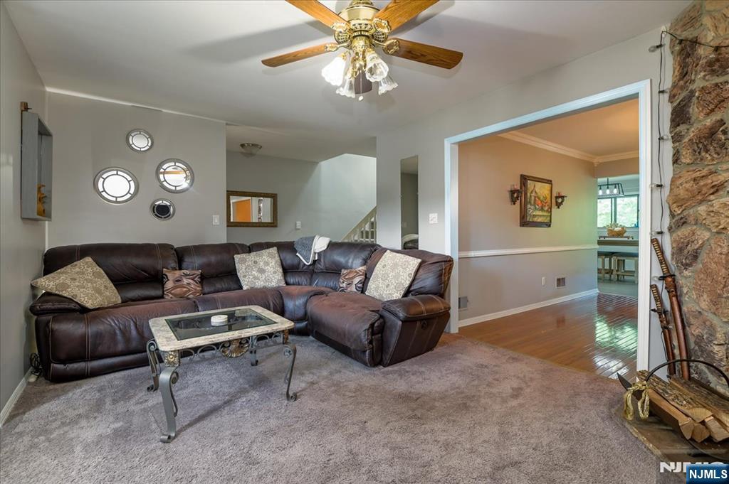 7 Brookside Heights 7F